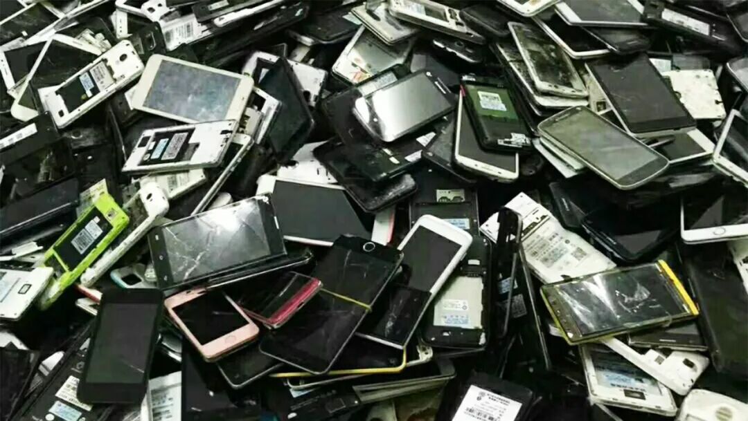 鋁創新紀元 – 也許，我們曾以另一種方式握過手3.jpg